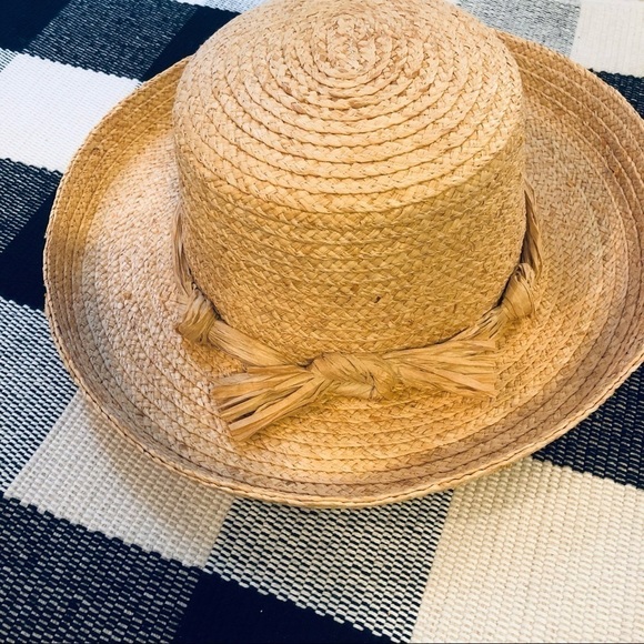 Stylish Tan Straw Hat with Turquoise Accent - Picture 2 of 5